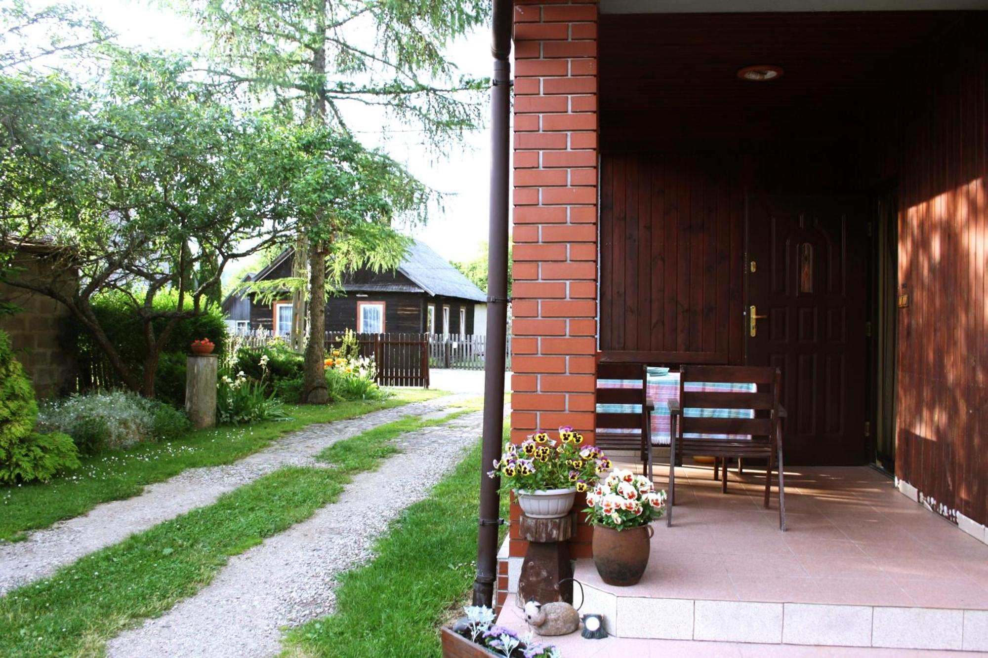 Pod Modrzewiem Pogorzelce Exterior photo