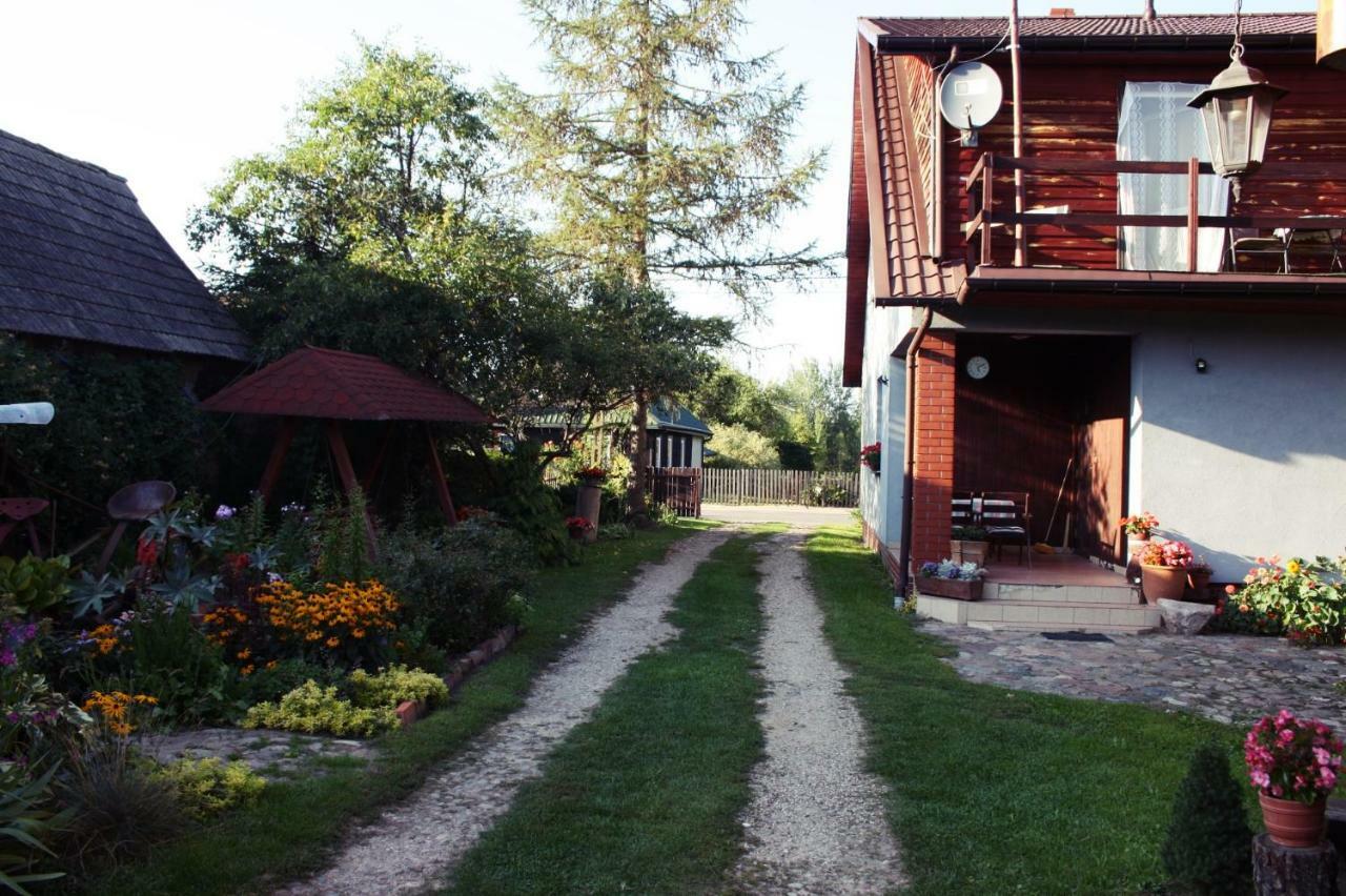 Pod Modrzewiem Pogorzelce Exterior photo